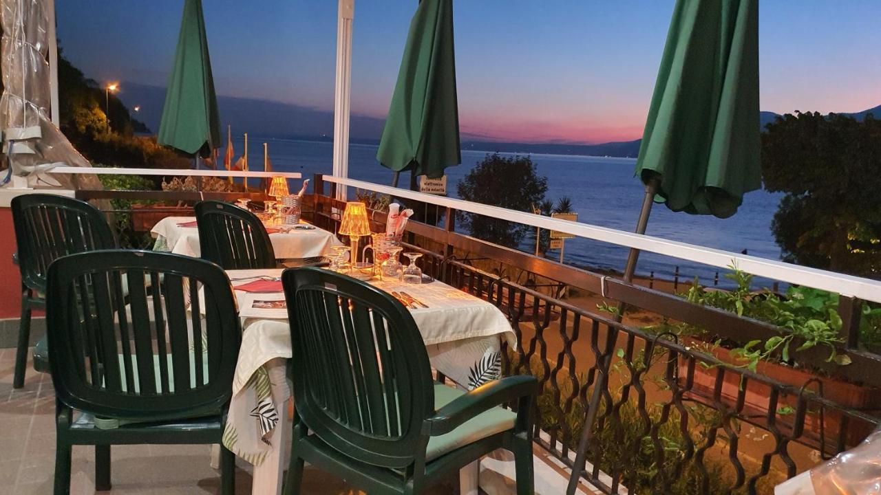 Hotel Merano Brenzone sul Garda Exterior photo