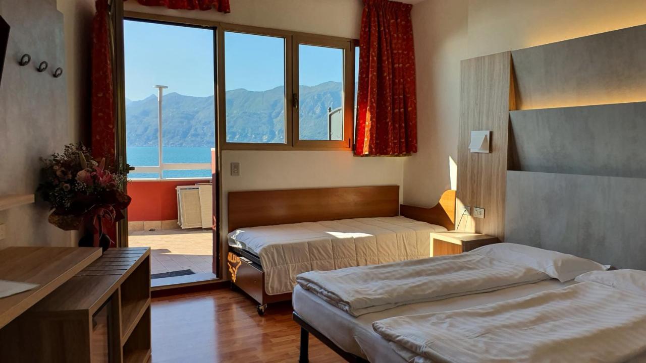 Hotel Merano Brenzone sul Garda Exterior photo