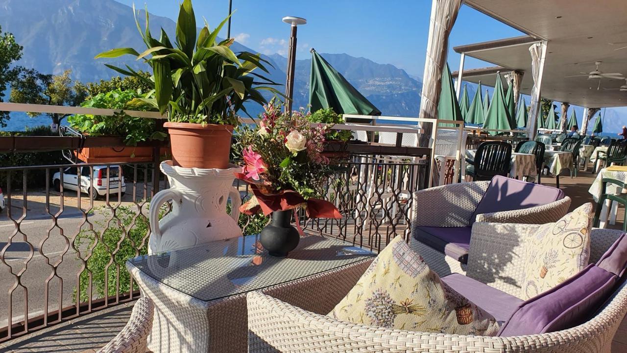 Hotel Merano Brenzone sul Garda Exterior photo
